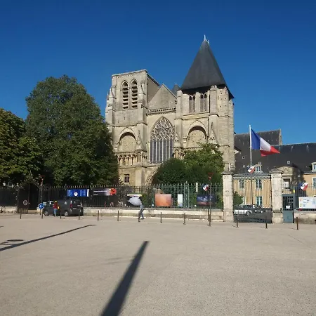 L'atelier Corval لو مان